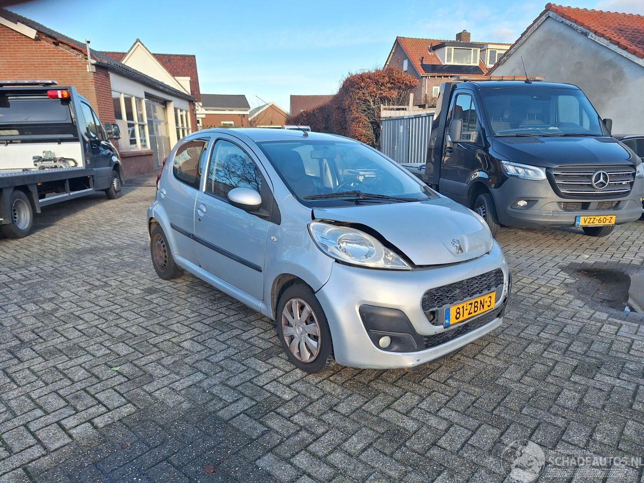 Peugeot 107 - 1.0 Active 1.0 Active - AutoWereld.nl