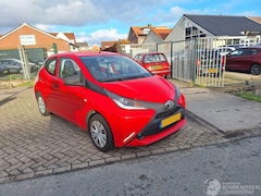 Toyota Aygo - 1.0 VVT-i x-fun