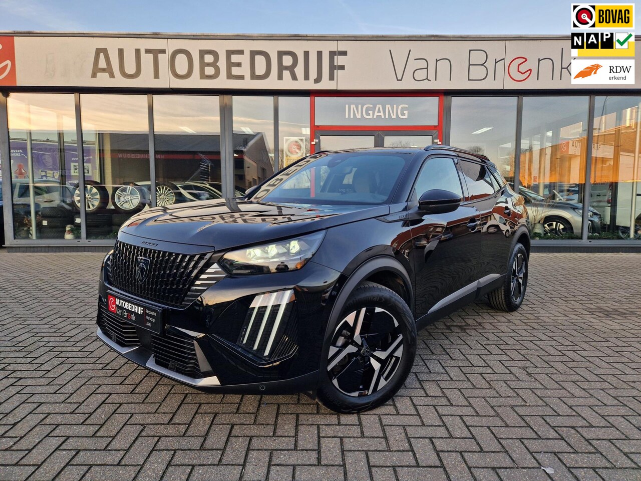 Peugeot 2008 - 1.2 130 GT | Navi | Cruise | Camera | PDC - AutoWereld.nl