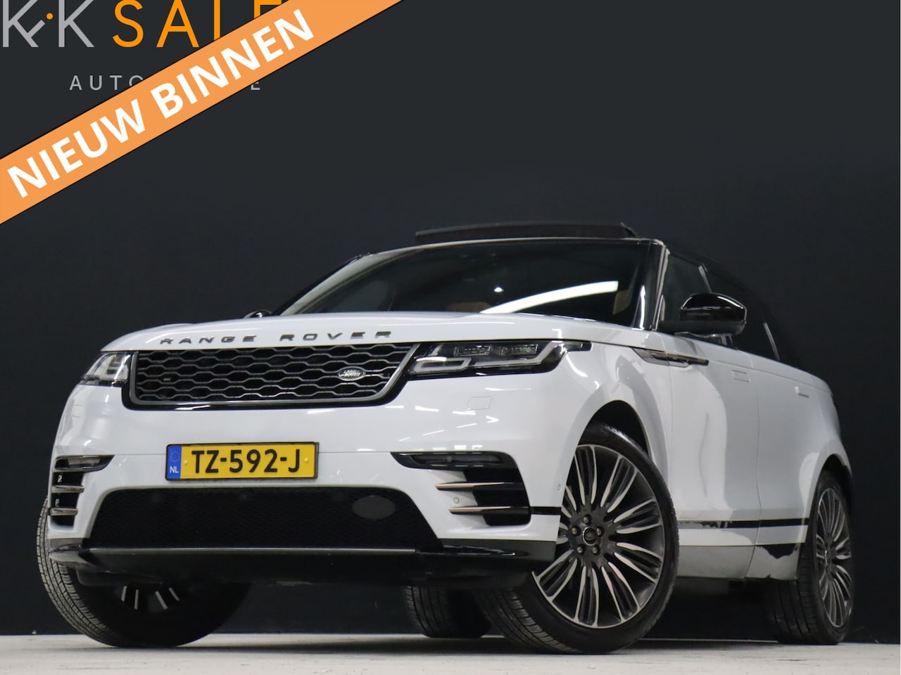 Land Rover Range Rover Velar - 3.0 V6 SC AWD First Edition €150.000 NIEUWPRIJS! [ADAPTIVE CRUISE, APPLE CARPLAY, SCHUIFKA - AutoWereld.nl