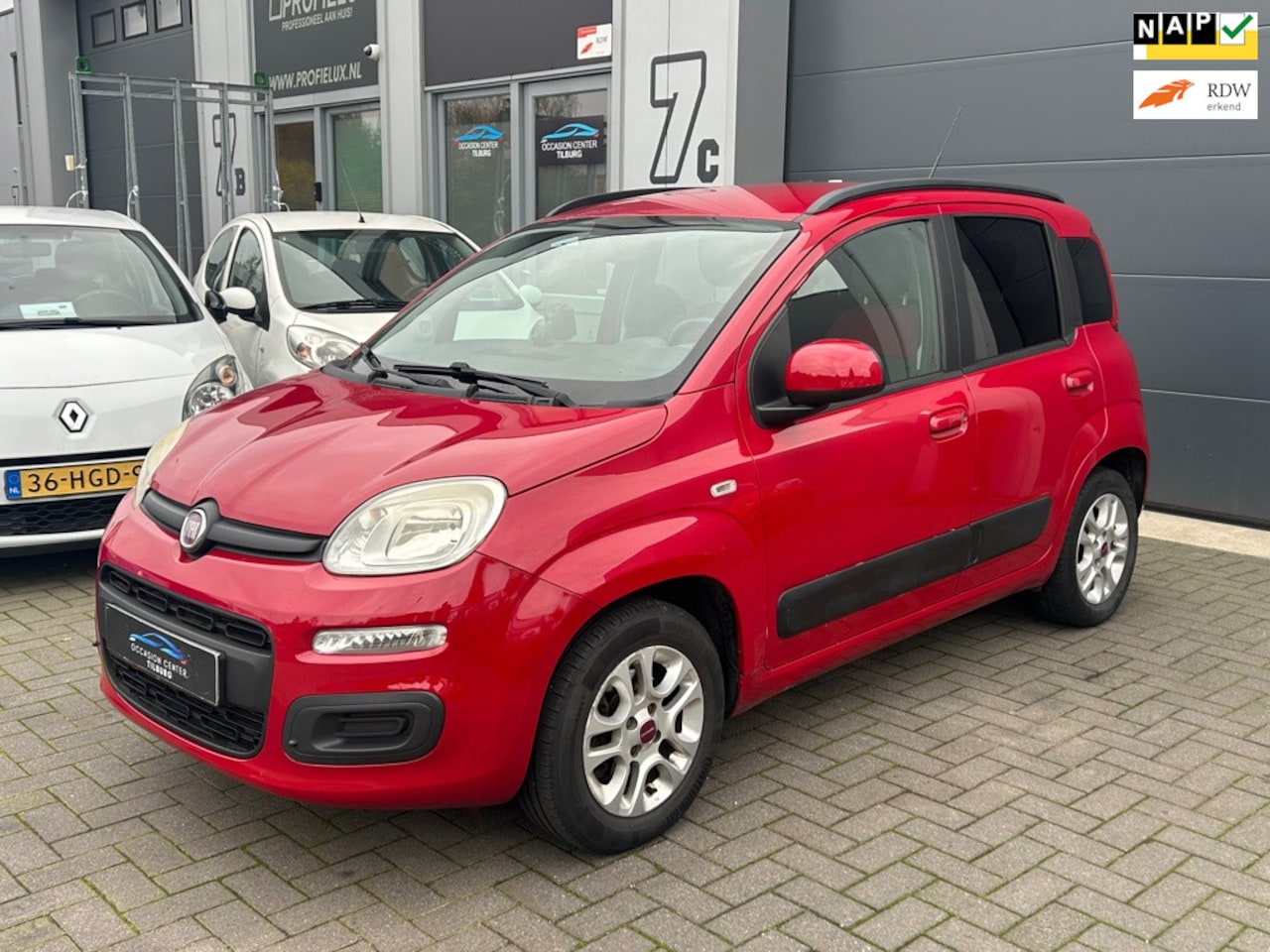 Fiat Panda - 0.9 AIRCO | PARKSENSOR | NAVIGATIE | NIEUWE APK | - AutoWereld.nl