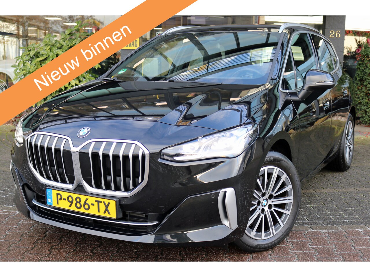 BMW 2-serie Active Tourer - 218i M-pakket Leder Nieuwstaat - AutoWereld.nl