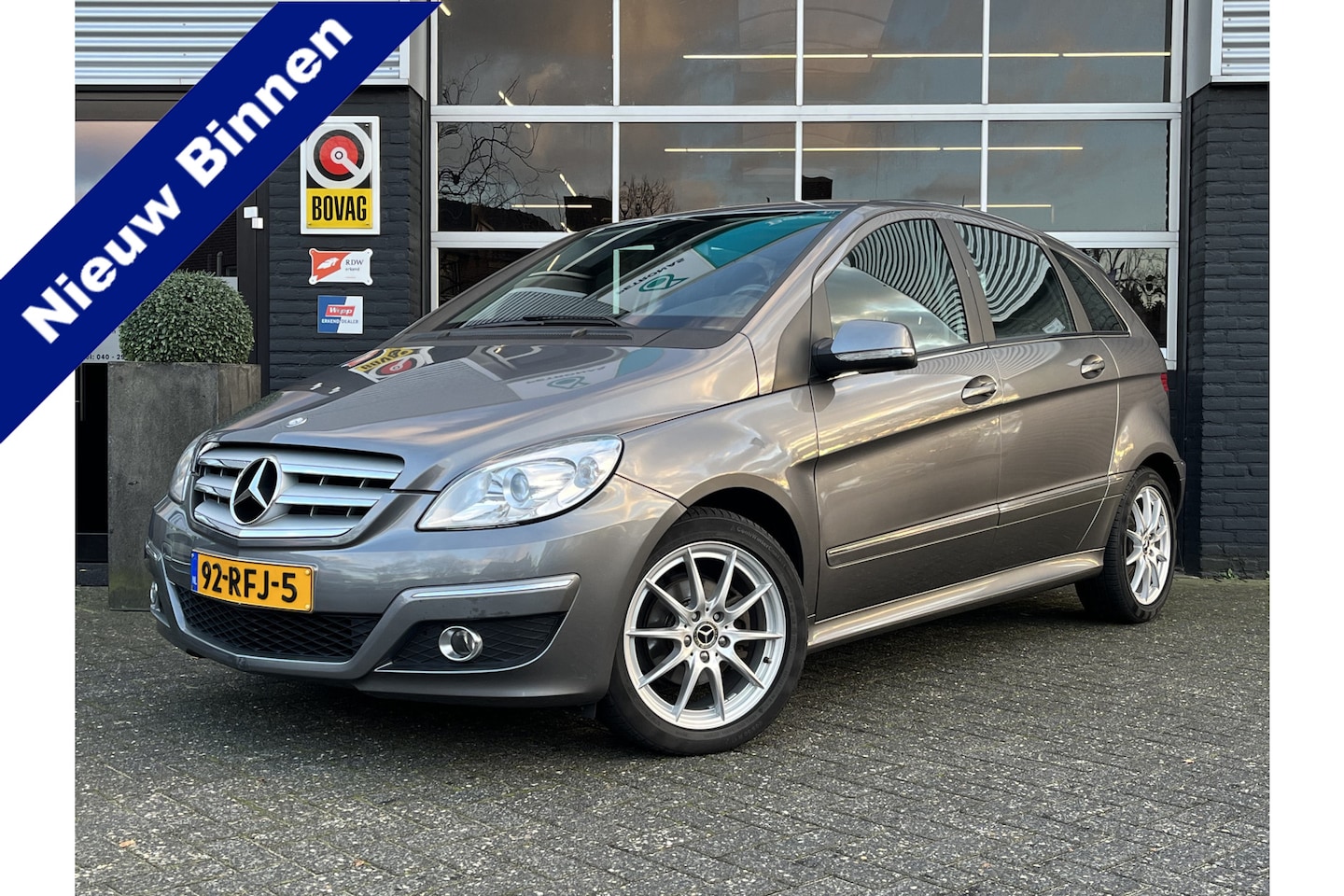 Mercedes-Benz B-klasse - 160 AUTOMAAT, NAVI, NL. AUTO, NAP - AutoWereld.nl