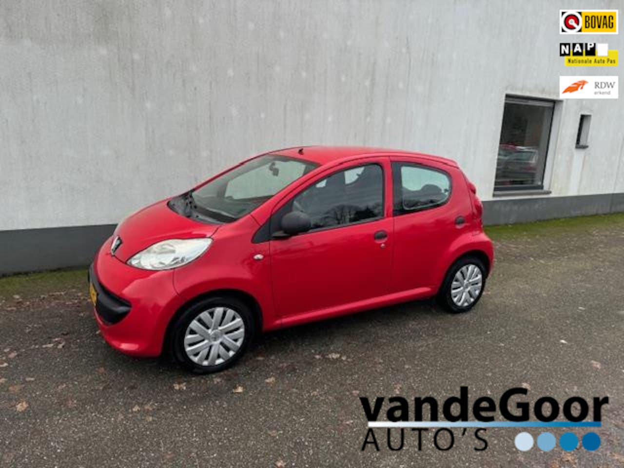 Peugeot 107 - 1.0-12V XR 1.0-12V XR, '07, 140000 km, 5-drs met apk tot mei '25 ! - AutoWereld.nl