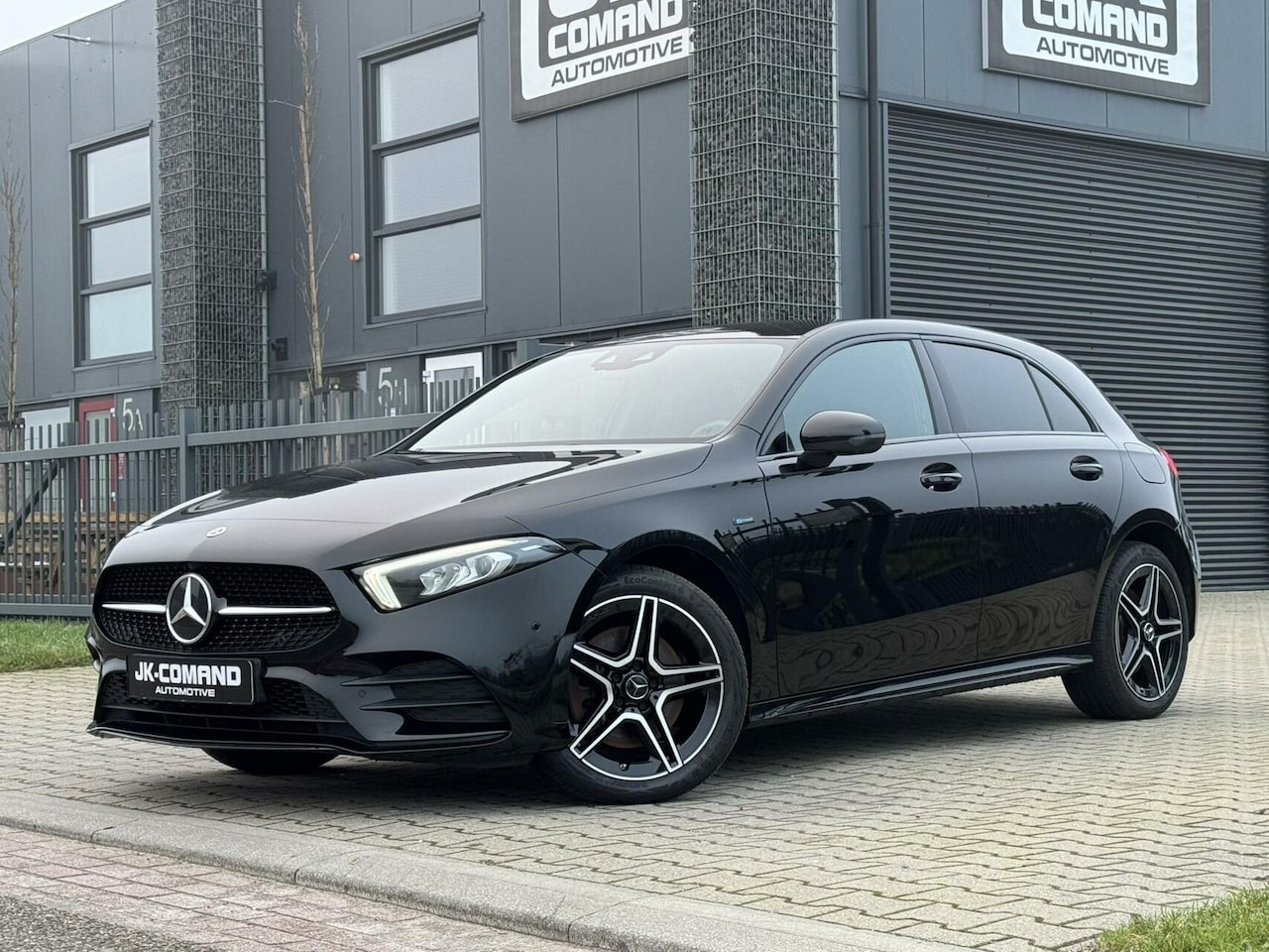 Mercedes-Benz A-klasse - 250e AMG 360° | Widescreen | Ambient Light - AutoWereld.nl