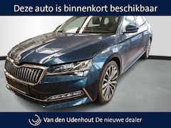 Skoda Superb Combi - 1.4 TSI iV 218pk PHEV Laurin & Klement / Panoramadak / Trekhaak / 360 Camera / Wordt Verwa