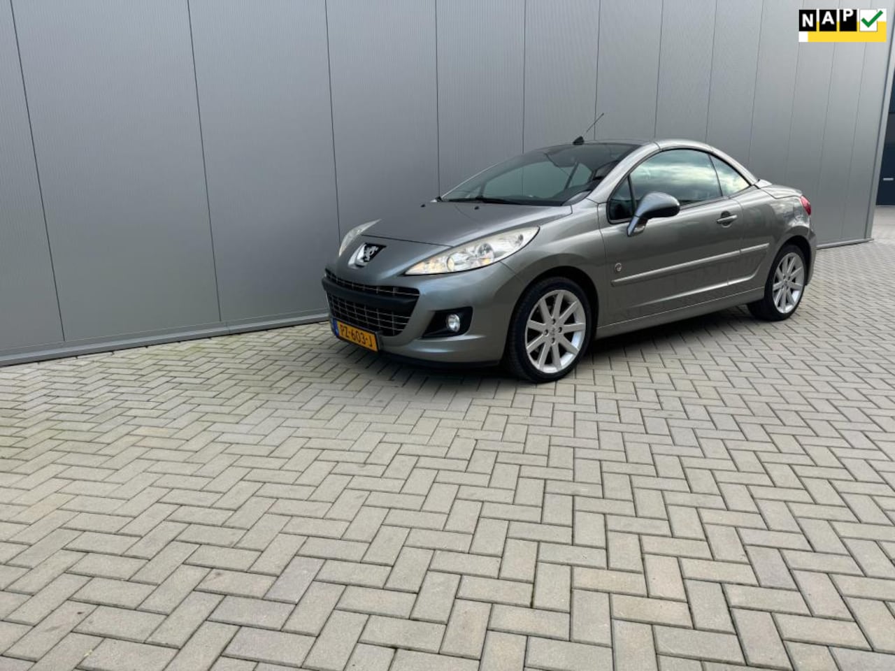 Peugeot 207 CC - 1.6 THP Roland Garros 1.6 THP Roland Garros - AutoWereld.nl