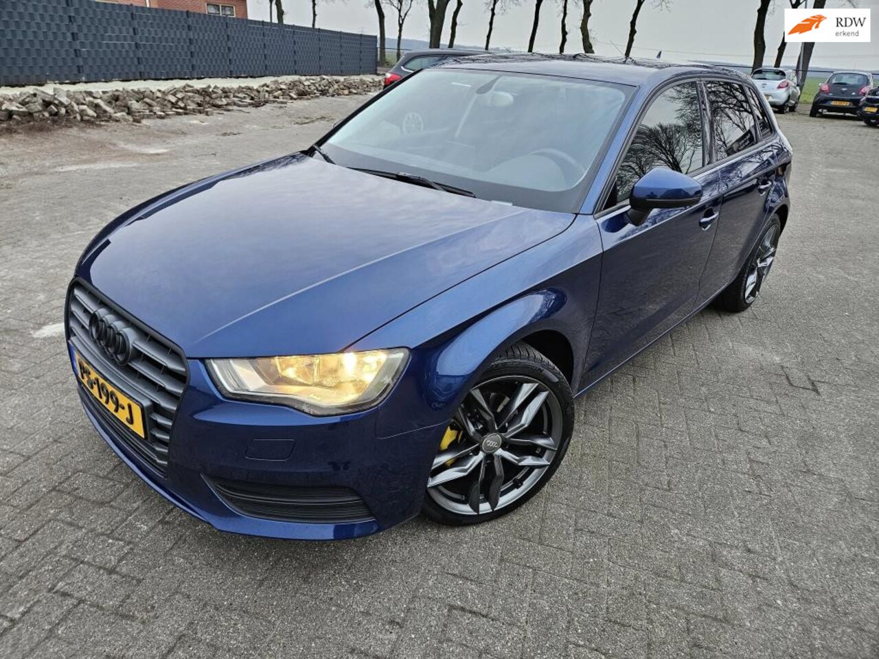 Audi A3 Sportback - 1.6 TDI Ambition Pro Line plus. Climate/Cruise/Lichtmetaal. APK 01-2026 - AutoWereld.nl