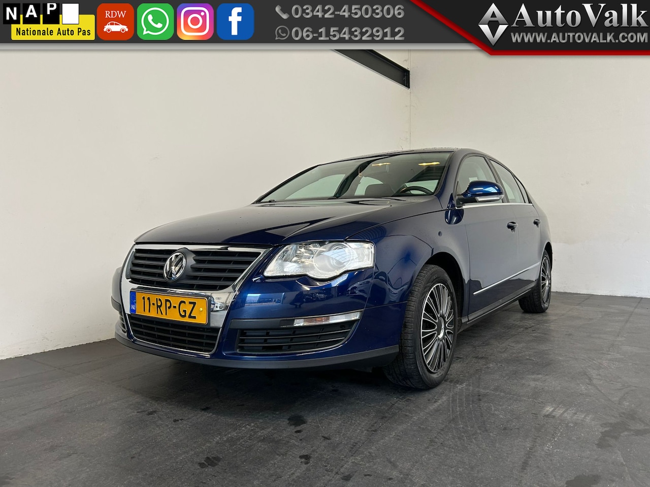 Volkswagen Passat - 1.6 FSI Trendline 1.6 FSI Trendline - AutoWereld.nl