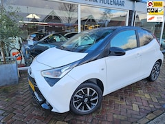 Toyota Aygo - 1.0 VVT-i TeamNL, leuke auto met lage km