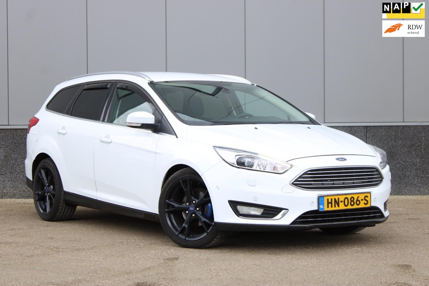 Ford Focus Wagon - 1.5 TDCI Titanium Edition Automaat, Nieuw APK! - AutoWereld.nl