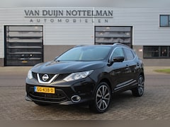 Nissan Qashqai - 1.2 Tekna / Panoramadak / Leer / N.A.P