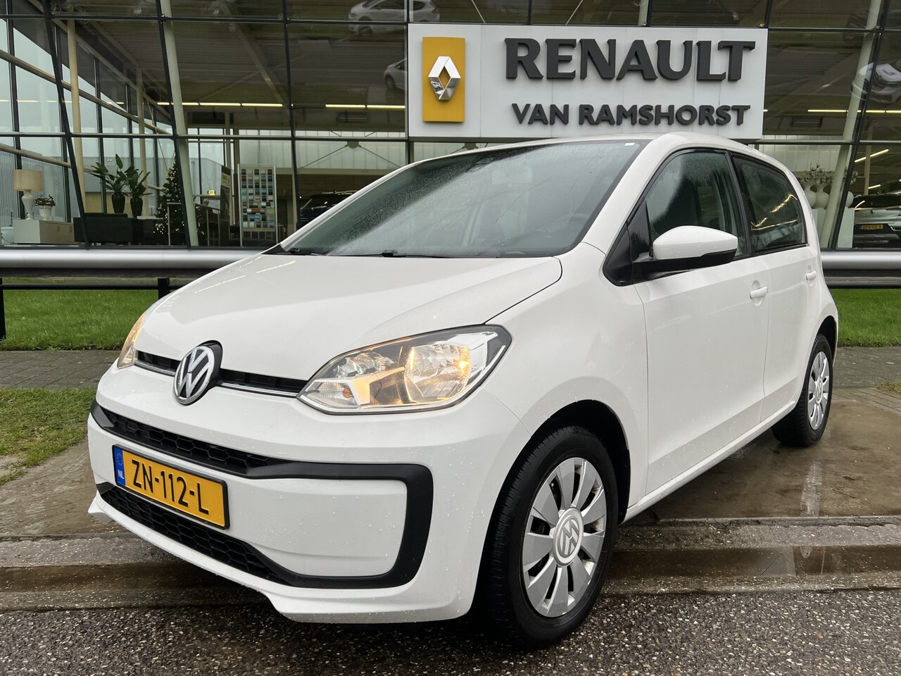 Volkswagen Up! - 1.0 BMT move up! / Airco / Elek. Spiegels / DAB / - AutoWereld.nl