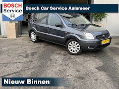 Ford Fusion - 1.6-16V Trend / AUTOMAAT / AIRCO /APK /