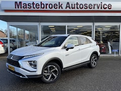 Mitsubishi Eclipse Cross - 2.4 PHEV Intense+ staat in Hardenberg