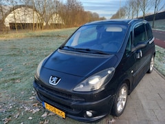 Peugeot 1007 - 1.6-16V Sublime