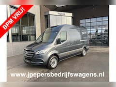 Mercedes-Benz Sprinter - 319 CDI L2 H2 Pro L+R Schuifdeur / LED / 3500KG Trekhaak / MBUX / Camera / Carplay navigat