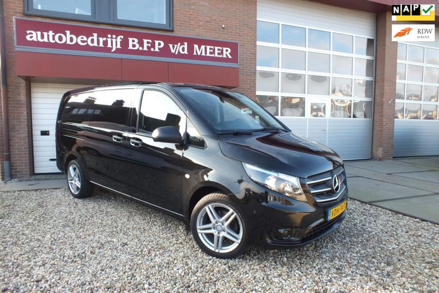 Mercedes-Benz Vito - 111 CDI Lang DC Comfort 111 CDI Lang DC Comfort - AutoWereld.nl