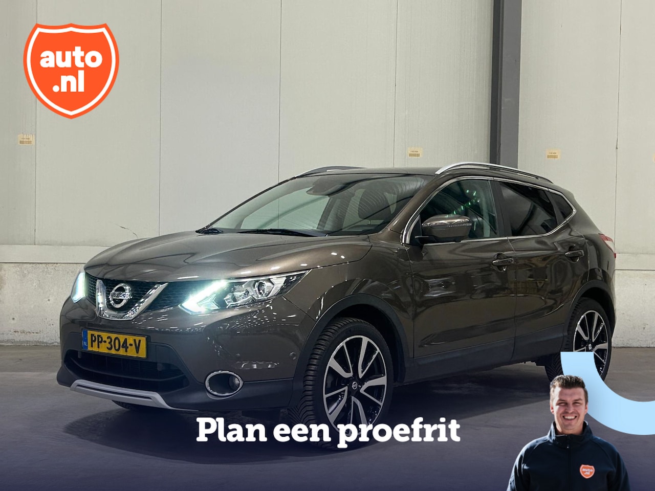 Nissan Qashqai - 1.2 Tekna | Panoramadak | Trekhaak | Lederen bekleding | LED | 360 Camera | Dodehoek detec - AutoWereld.nl