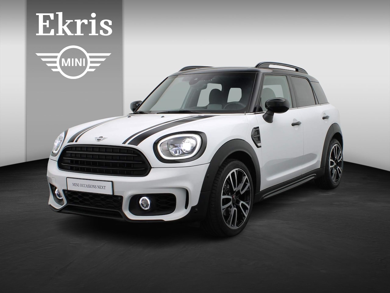 MINI Countryman - Cooper JCW Pakket + Harman Kardon + Park Assistant + Achteruitrijcamera + LED + 19'' + Com - AutoWereld.nl