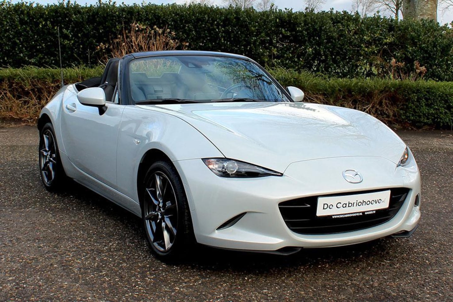 Mazda MX-5 - ND 2.0l SkyActiv-g 160 GT-M Ceramic Metallic - AutoWereld.nl