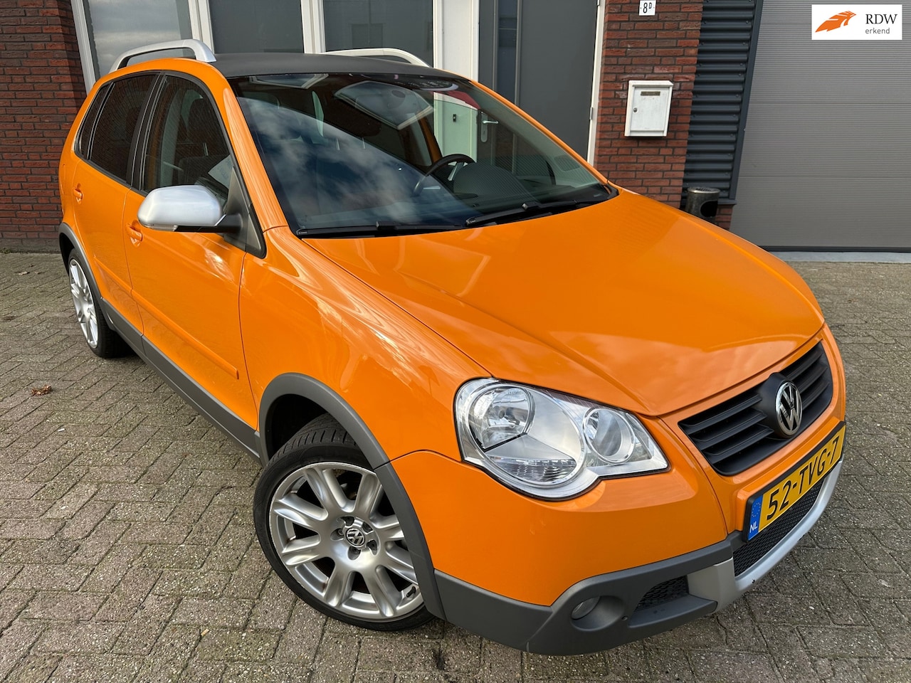 Volkswagen Polo - 1.6-16V Cross / PDC / Clima / Cruise / AUT - AutoWereld.nl