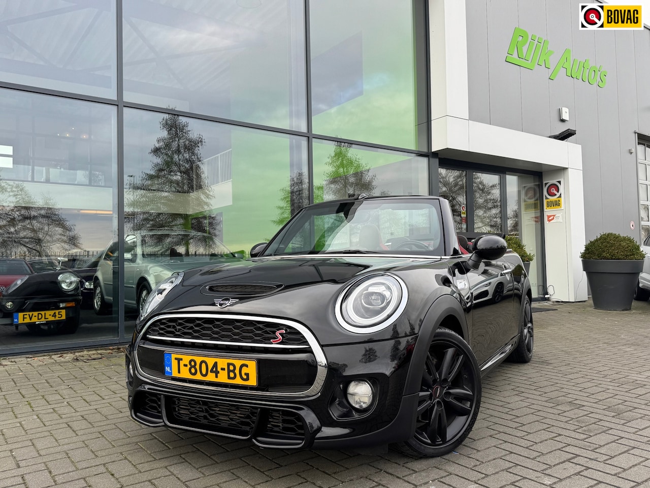 MINI Cabrio - Mini 2.0 Cooper S Chili * JCW Pakket * Harman/Kardon * Stoelverwarming - AutoWereld.nl