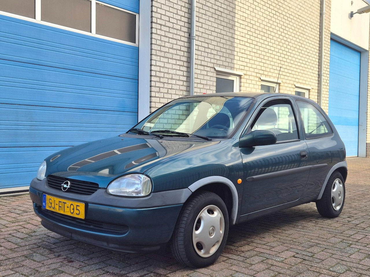 Opel Corsa - 1.4i Strada 1e eigenaar 95.000km N.A.P - AutoWereld.nl