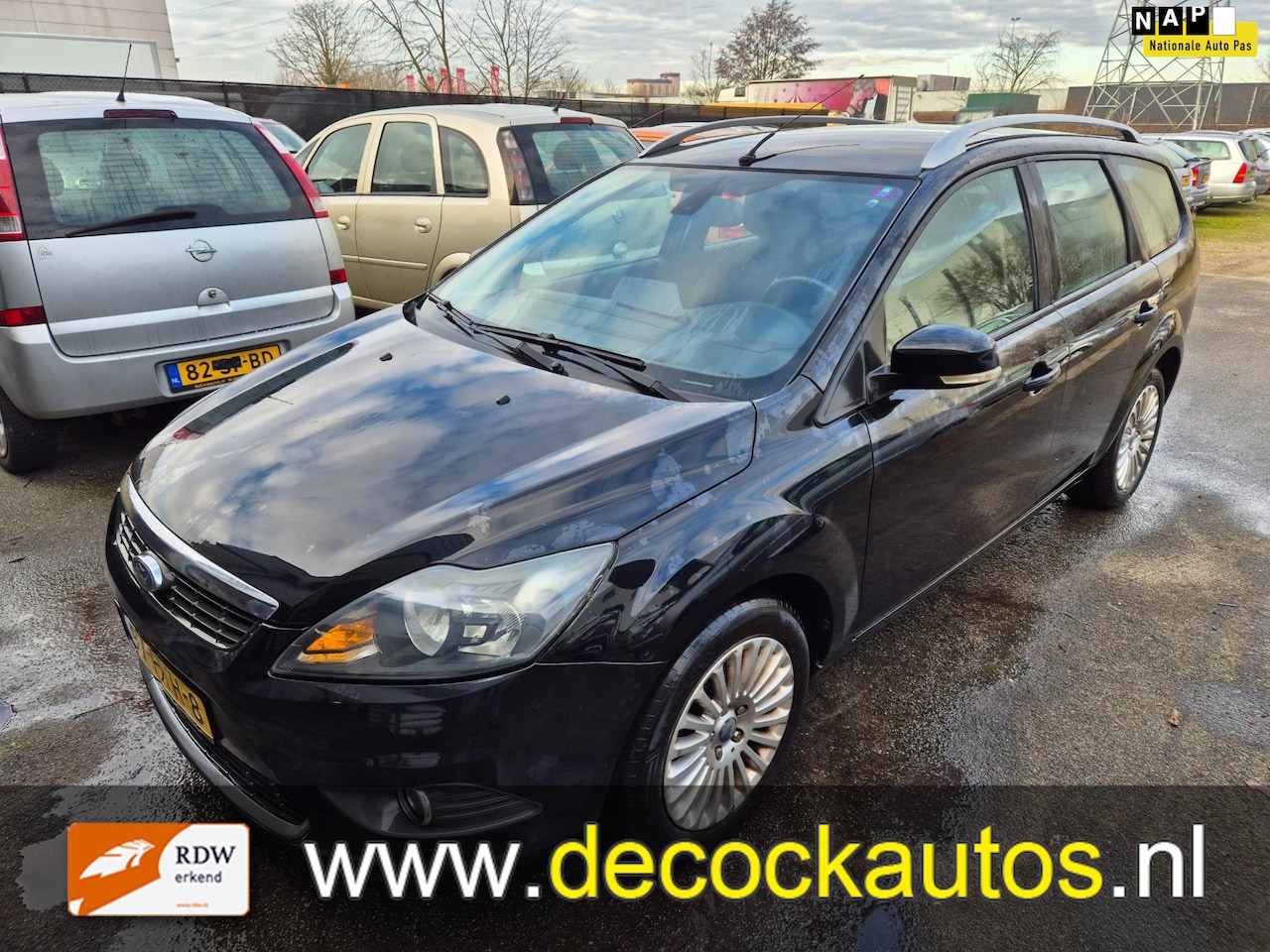 Ford Focus Wagon - 1.6 Titanium/TREKHAAK - AutoWereld.nl