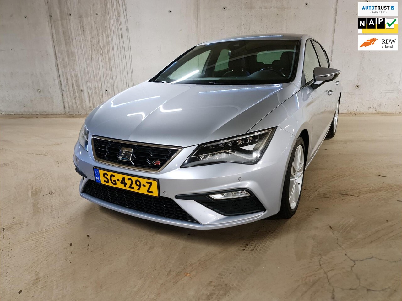 Seat Leon - 1.4 EcoTSI FR Business Intense 1.4 EcoTSI FR Business Intense - AutoWereld.nl