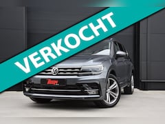 Volkswagen Tiguan Allspace - 1.5 TSI R-Line Highline 7-persoons TREKHAAK/PANODAK/LEER/VIRTUAL/CARPLAY/ACC