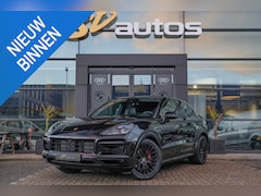 Porsche Cayenne Coupé - 3.0 E-Hybrid Panoramadak Sport design 4-Wielsturing Bose Head-up Trekhaak Rode stiksels 1e