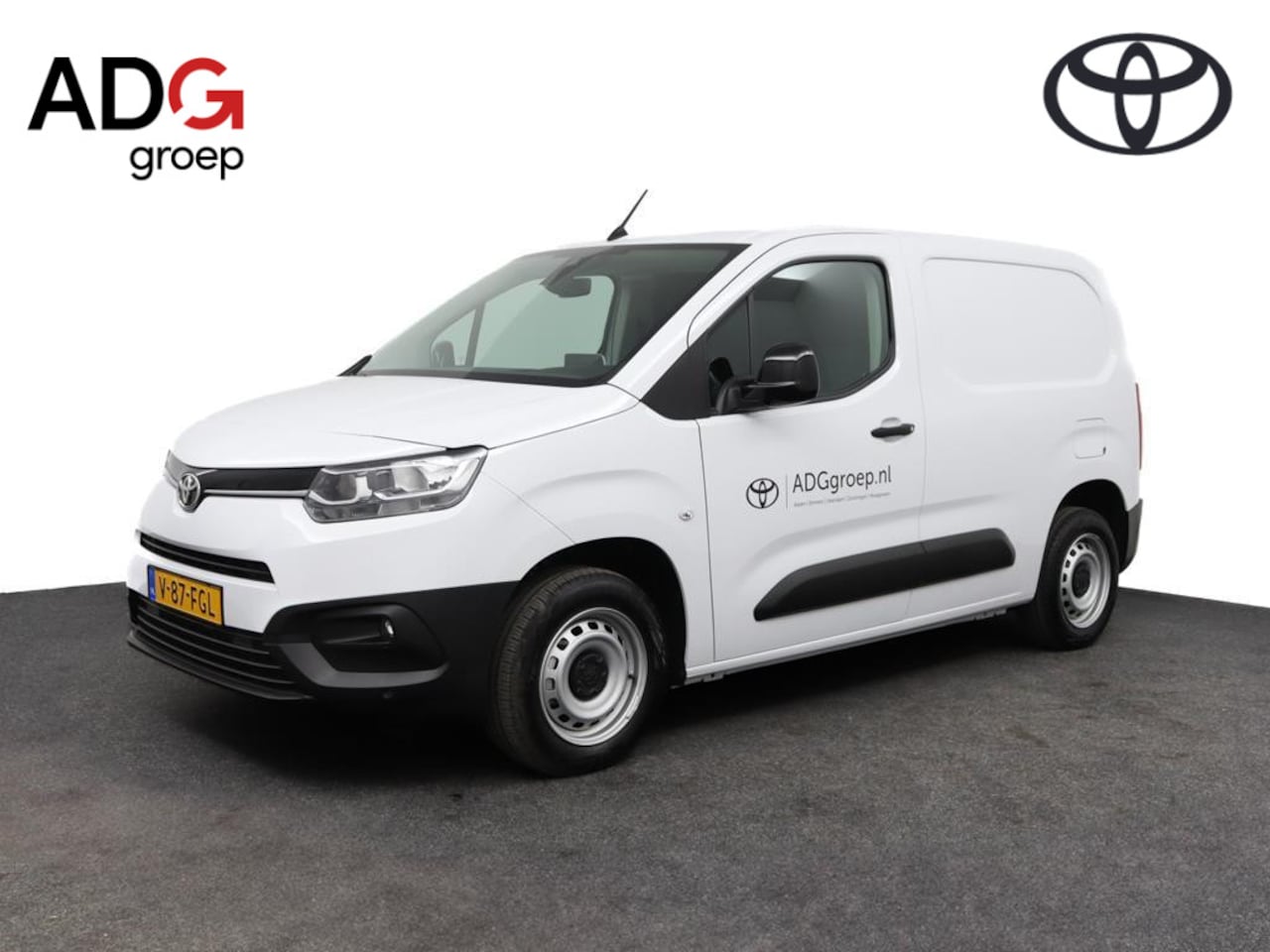 Toyota ProAce City - 1.5 D-4D Live | Navigatie Premium pakket | Vloer | Zijwandbekleding | - AutoWereld.nl