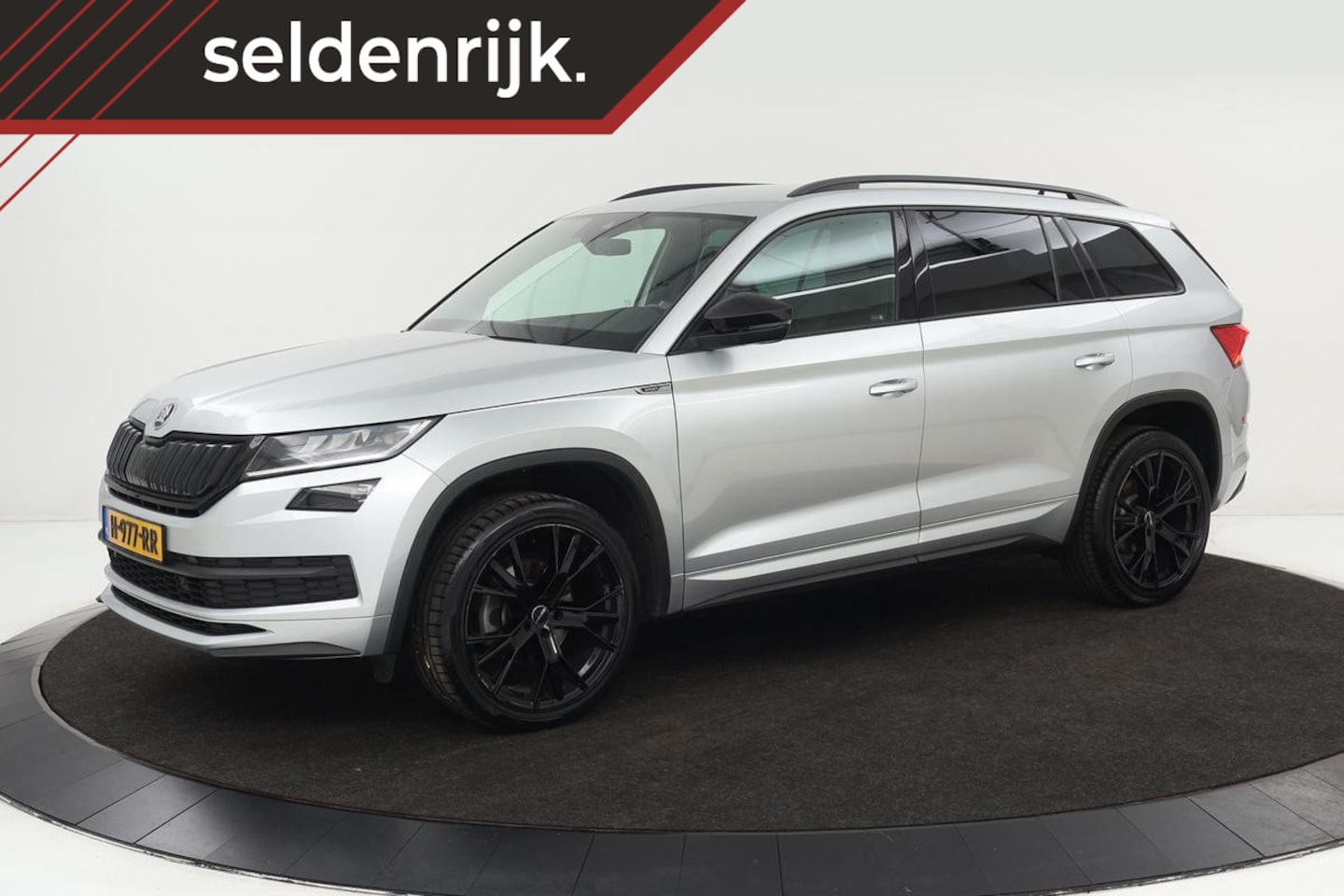 Skoda Kodiaq - 1.5 TSI Sportline 7-Persoons | Adaptive cruise | Trekhaak | Stoelverwarming | Camera | Mem - AutoWereld.nl