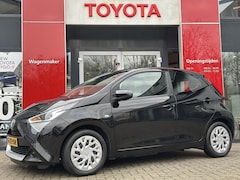 Toyota Aygo X - X-PLAY LIMITED NAVI AIRCO CAMERA LED-DAGRIJ EL-RAMEN USB AUDIO-STUURWIELBEDIENING NL-AUTO