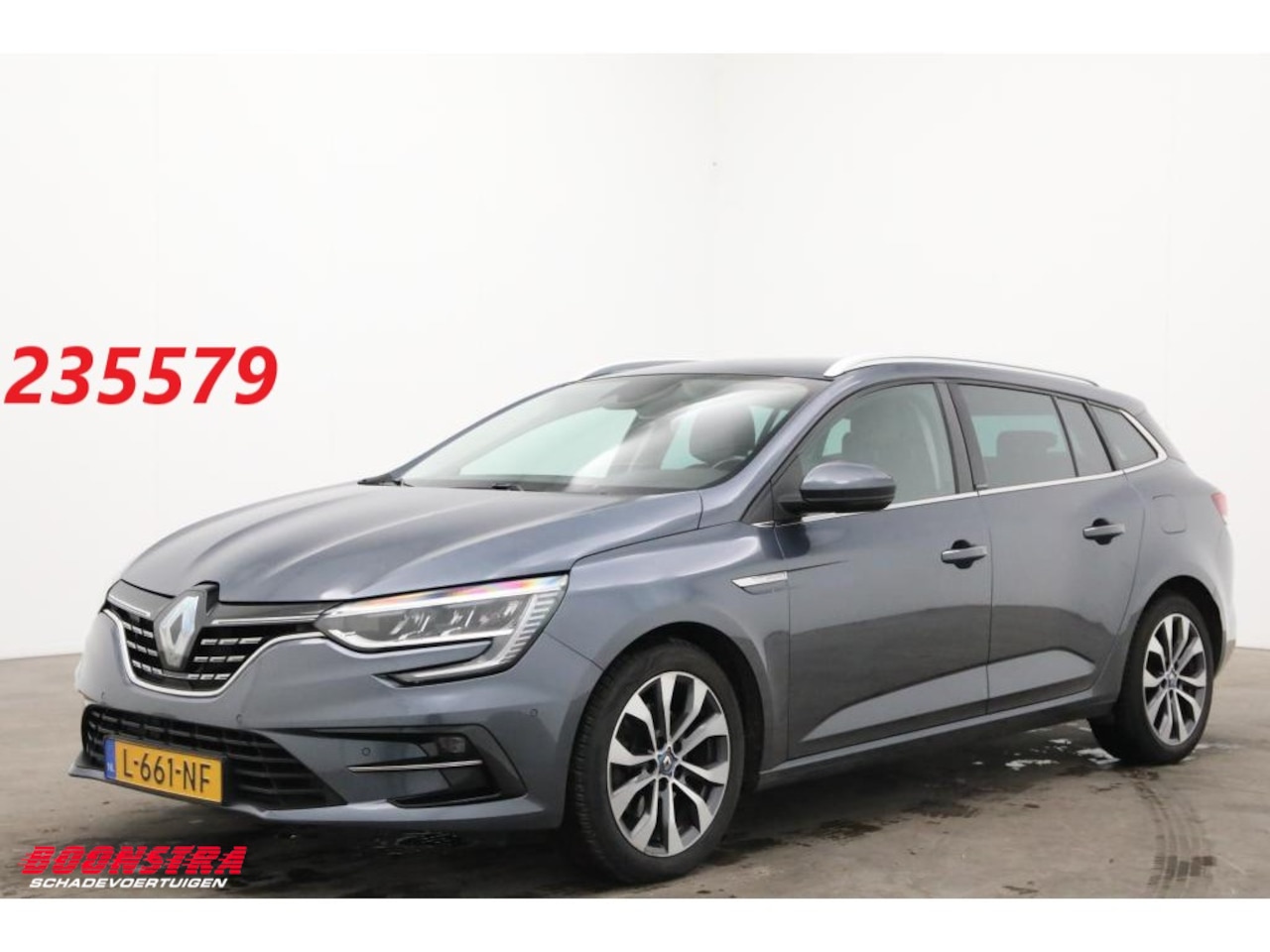 Renault Mégane E-Tech - Estate 1.6 Plug-In Hybrid 160 Bus. Ed. LED Leder SHZ Camera - AutoWereld.nl