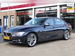 BMW 3-serie - 328i High Executive Sport - Sportstoelen - 245pk - F30 - Navigatie - NL auto