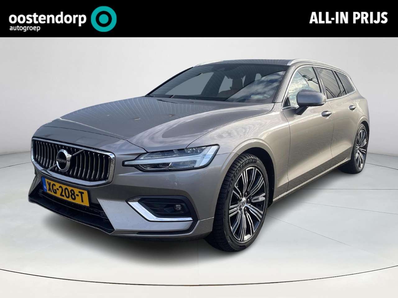 Volvo V60 - 2.0 T5 Inscription Panoramadak | Zomer- en winterbanden | Standkachel | Trekhaak | Cognac - AutoWereld.nl