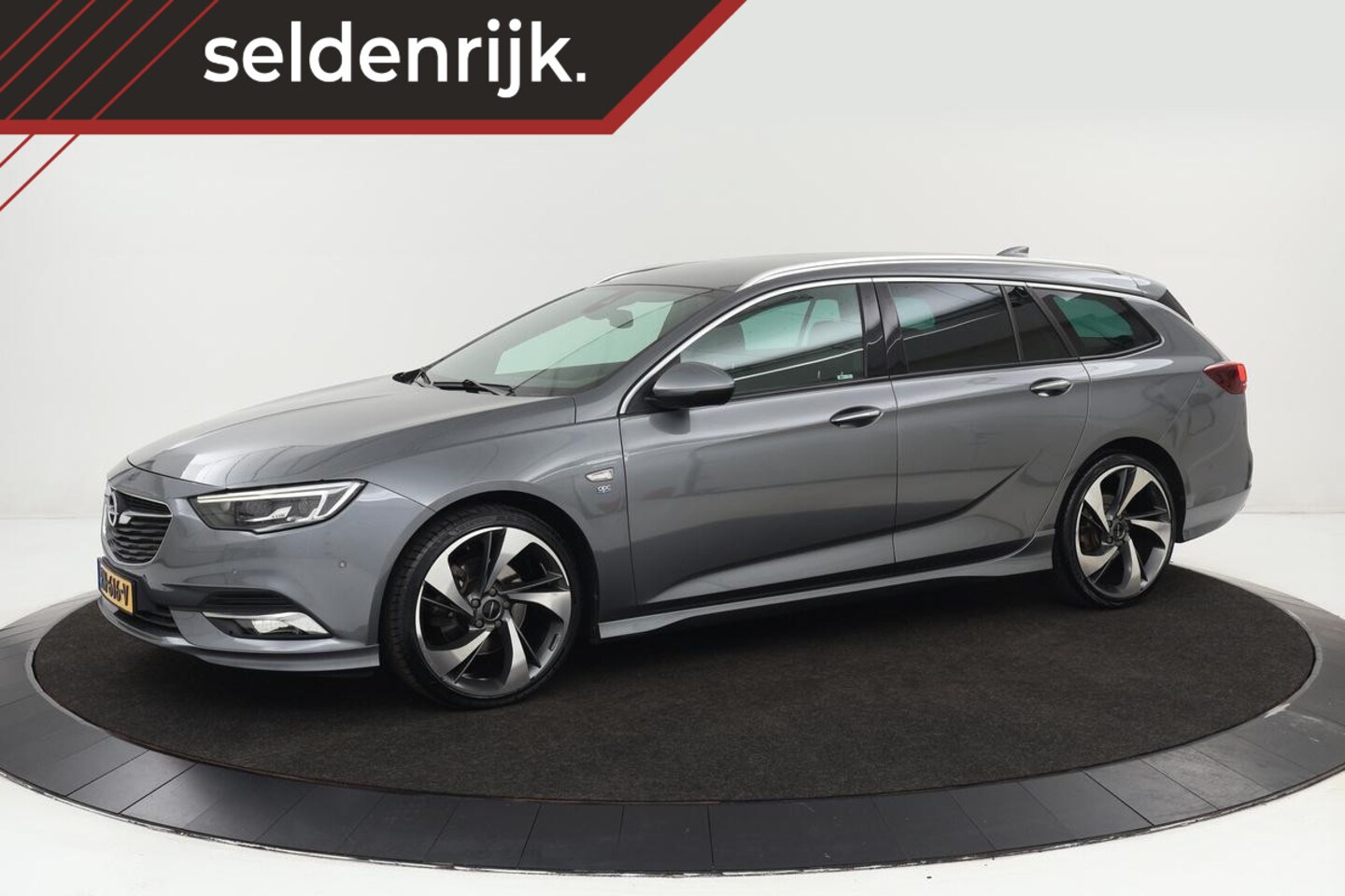 Opel Insignia - 1.6 CDTI Innovation | OPC Line | Leder | Stoel & stuurverwarming | Head-Up | Matrix LED | - AutoWereld.nl