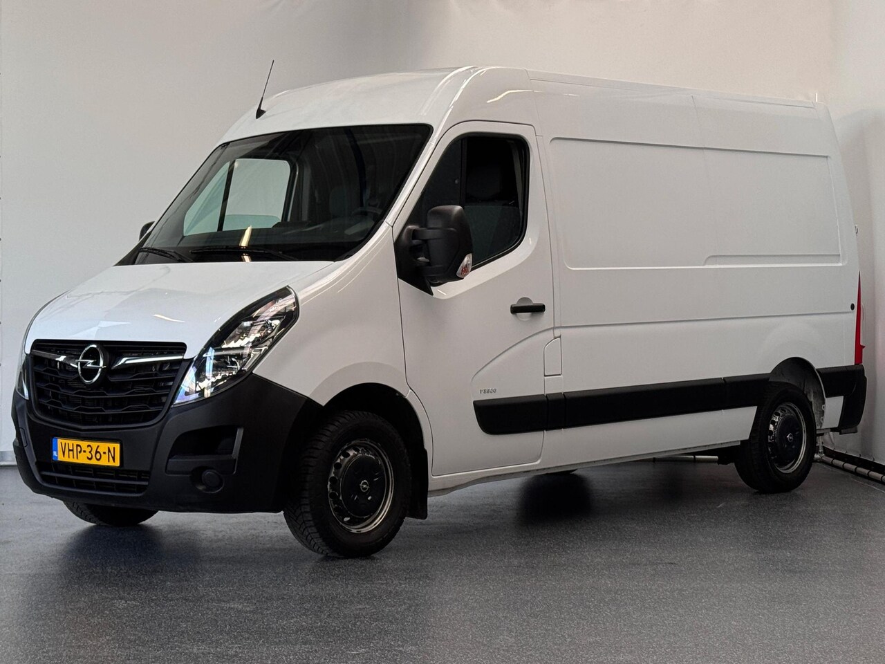 Opel Movano - 2.3 Turbo L2H2 | Automaat | EURO 6 | Airco - AutoWereld.nl