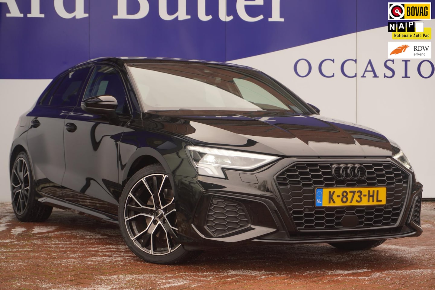 Audi A3 Sportback - 35 TFSI S edition / Nappa-leder / Bang&Olufsen / Adaptive-cruise / LED / 18"LMV / = DEALER - AutoWereld.nl