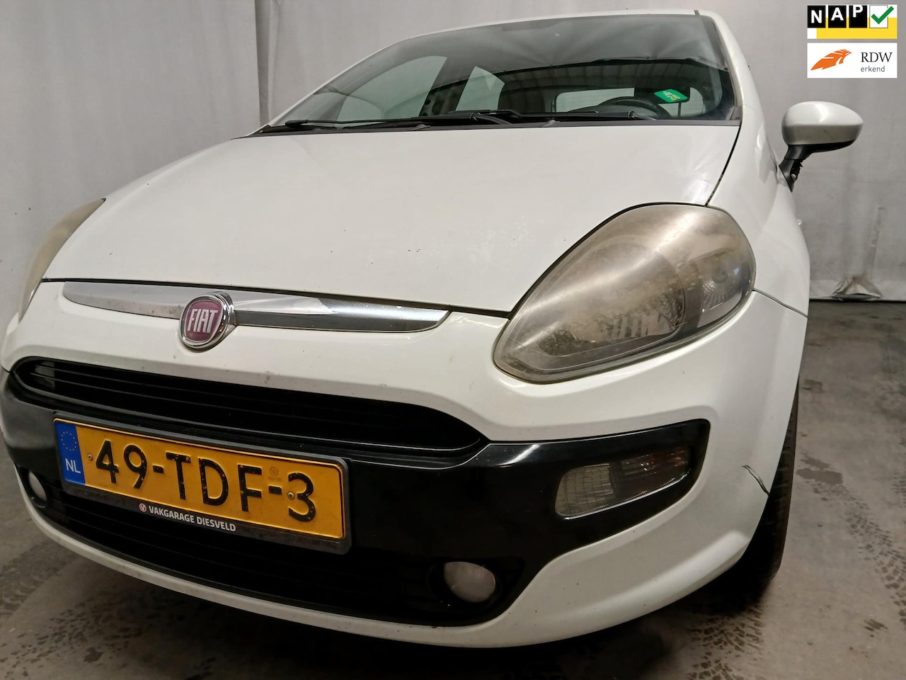 Fiat Punto Evo - 1.3 M-Jet Mylife SCHADEAUTO - AutoWereld.nl