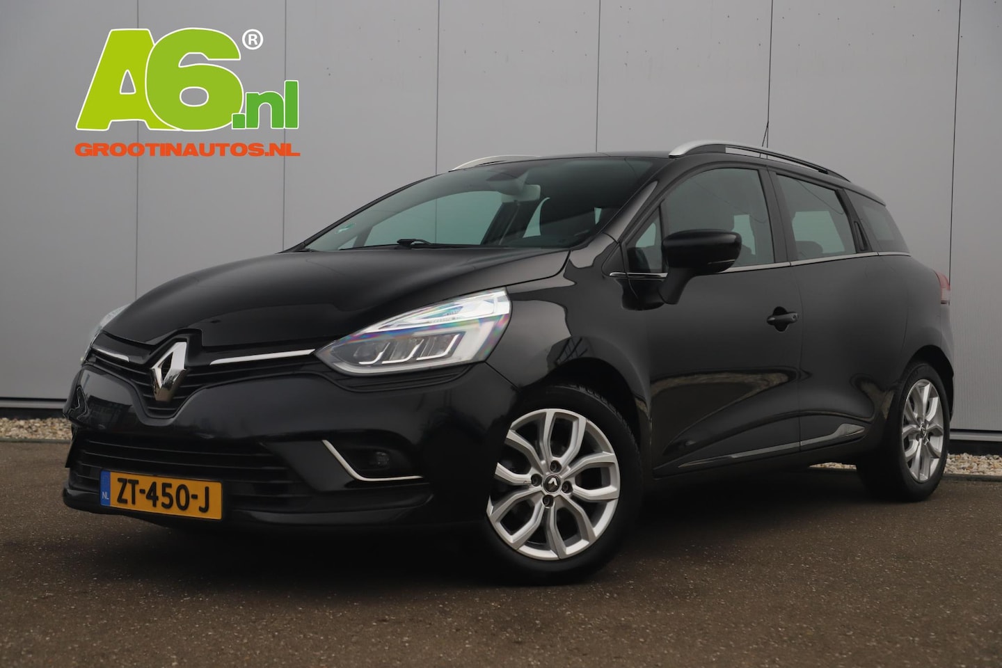 Renault Clio Estate - 1.5 dCi Ecoleader Limited Half Leder Full LED 16 inch LMV Keyless Navigatie Clima Cruise P - AutoWereld.nl