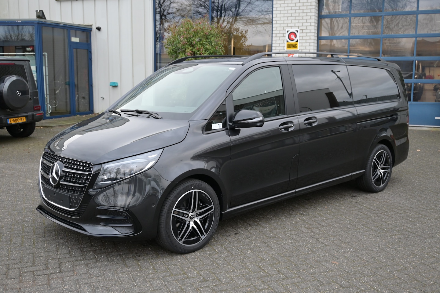 Mercedes-Benz V-klasse - 300d AMG DC L3 Exclusive XL Airmatic/Luchtvering, Verwarmbare en Geventileerde stoelen, Bu - AutoWereld.nl