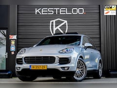 Porsche Cayenne - 3.0 S E-Hybrid 417 PK PANO/TREKH/LUCHTV/STOELVERWARMING/PLATINUM EDITION