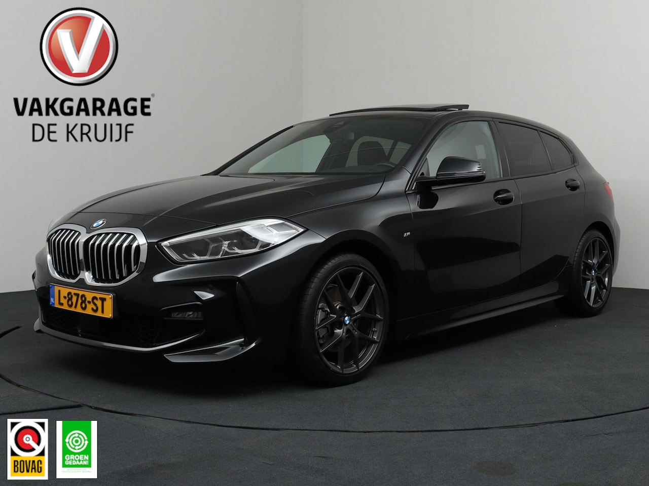 BMW 1-serie - 118i High Executive M-Sport Automaat Panodak | Aerodynamicapakket! - AutoWereld.nl