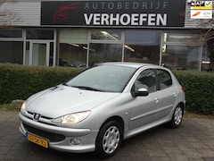 Peugeot 206 - 1.4 Air-line 3 - 5 DEURS - AIRCO - INCL NIEUWE APK