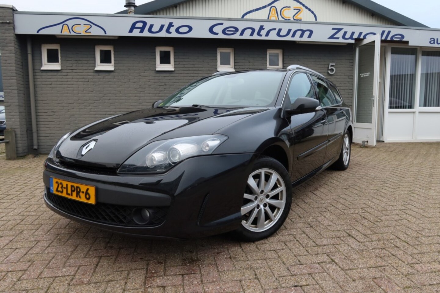 Renault Laguna - 2.0 16V Celsium 2.0 16V CELSIUM ( EXPORT PRICE) - AutoWereld.nl