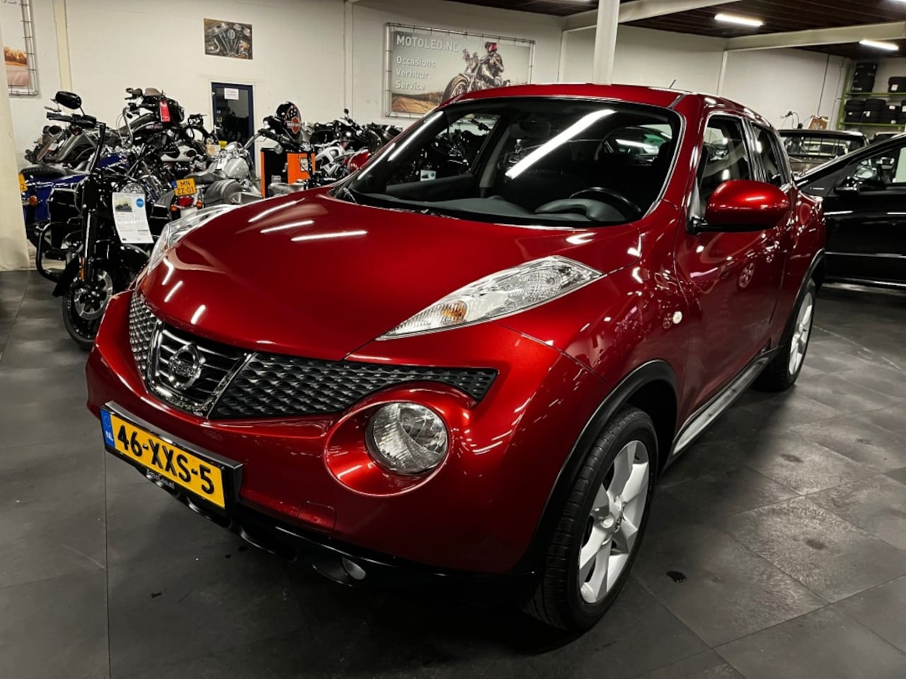 Nissan Juke - 1.6 TEKNA AUTOMAAT *NAVI - CAMERA - AFN. TREKHAAK* - AutoWereld.nl