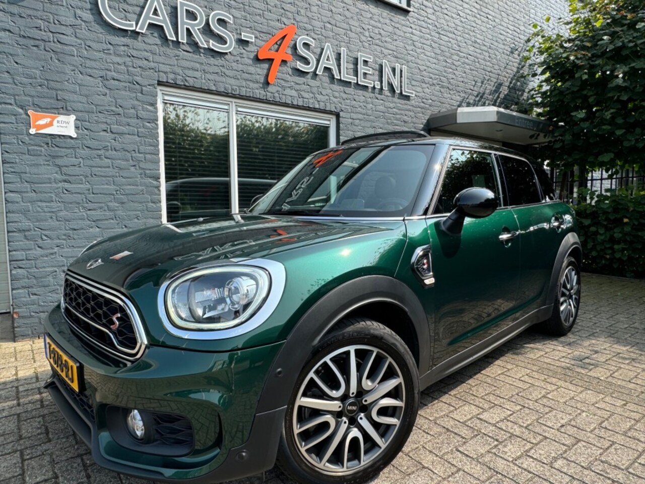 MINI Countryman - 2.0 Cooper S JCW + Head up + Leder + Panorama - Full Options! - AutoWereld.nl